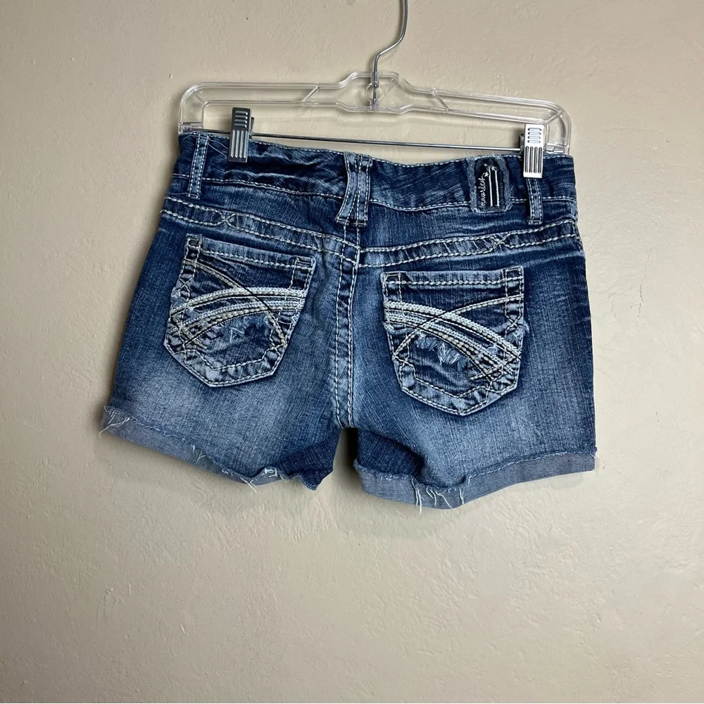 Maurices Womens Denim Jean Shorts Size 1/2 - Picture 2 of 12